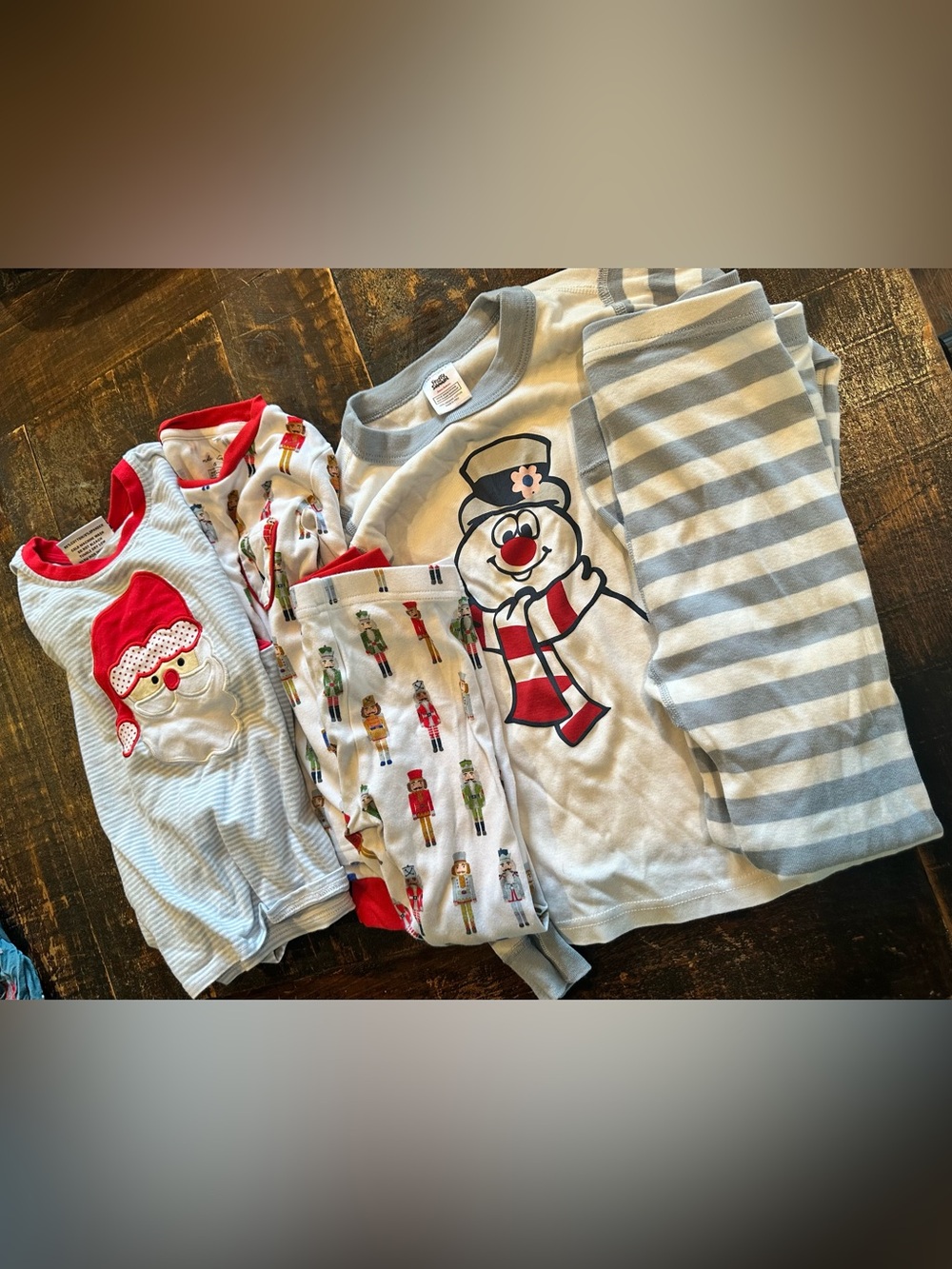 Kids Snowman Nutcracker Holiday Pajama Set - Light Gray & Red